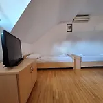 Zupnijski Apartmaji Appartamento