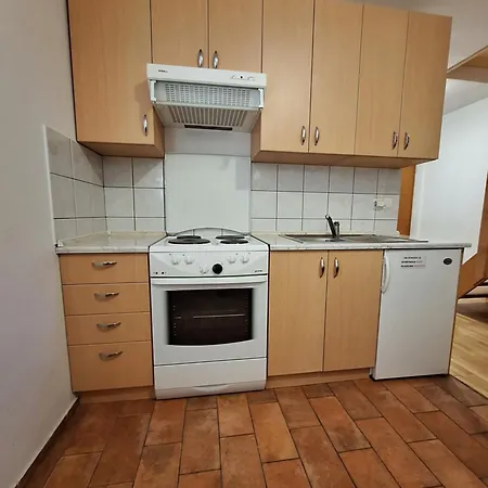 Apartma Zupnijski Apartmaji Dolenjske Toplice