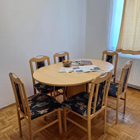 Apartment Zupnijski Apartmaji