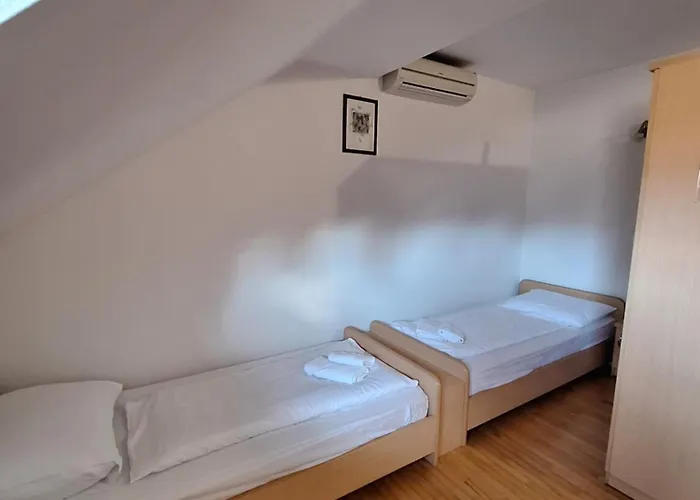 Zupnijski Apartmaji Dolenjske Toplice