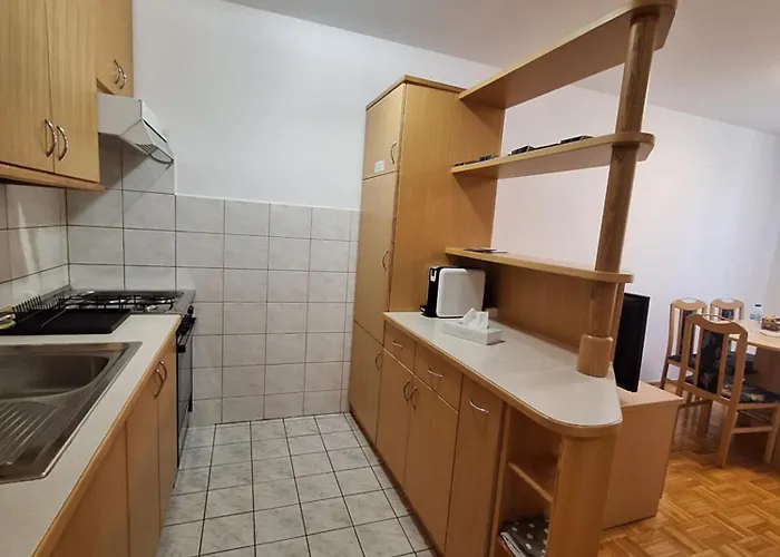 Zupnijski Apartmaji Appartamento *